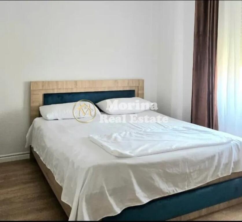 Qera Apartament 2+1+Bllk, “Komuna e Parisit” 850 Euro/Muaj