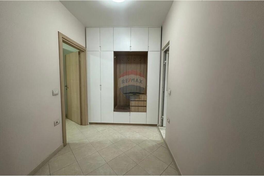 IN VENDITA, APPARTAMENTO 1+1, OXHAKU, TIRANA !