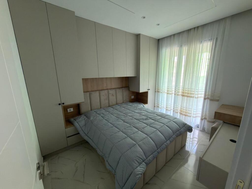 📣 Jepet me Qira Apartament 1+1 📍 Rruga “5 Maji”, Tiranë💶 500 € në muaj