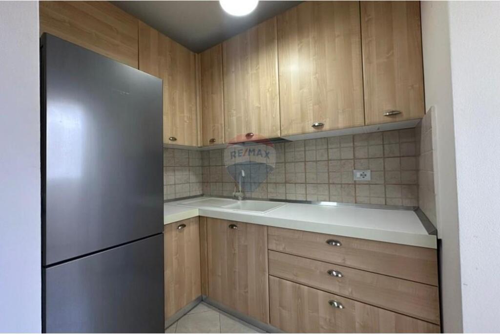 Shitet apartament 1+1 tek Oxhaku