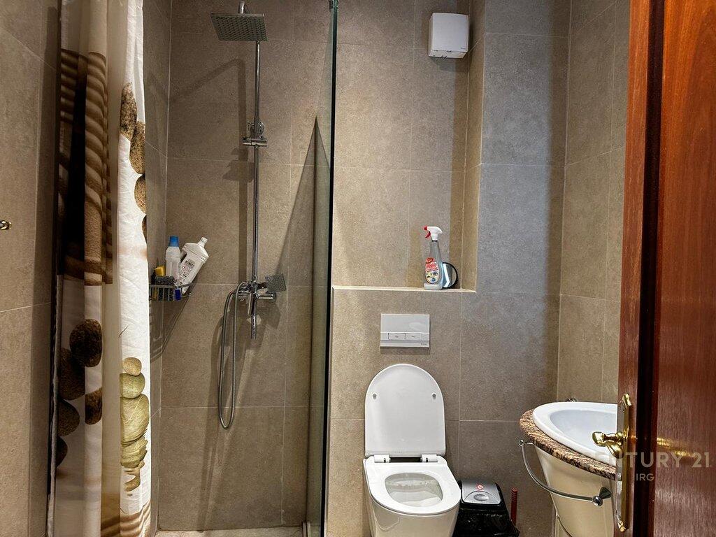 Appartamento 2+1+2 Bagni in affitto a Shallvaret!