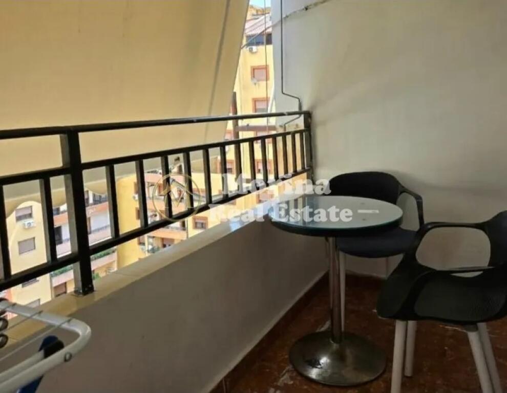 Qera Apartament 2+1+Bllk, “Komuna e Parisit” 850 Euro/Muaj
