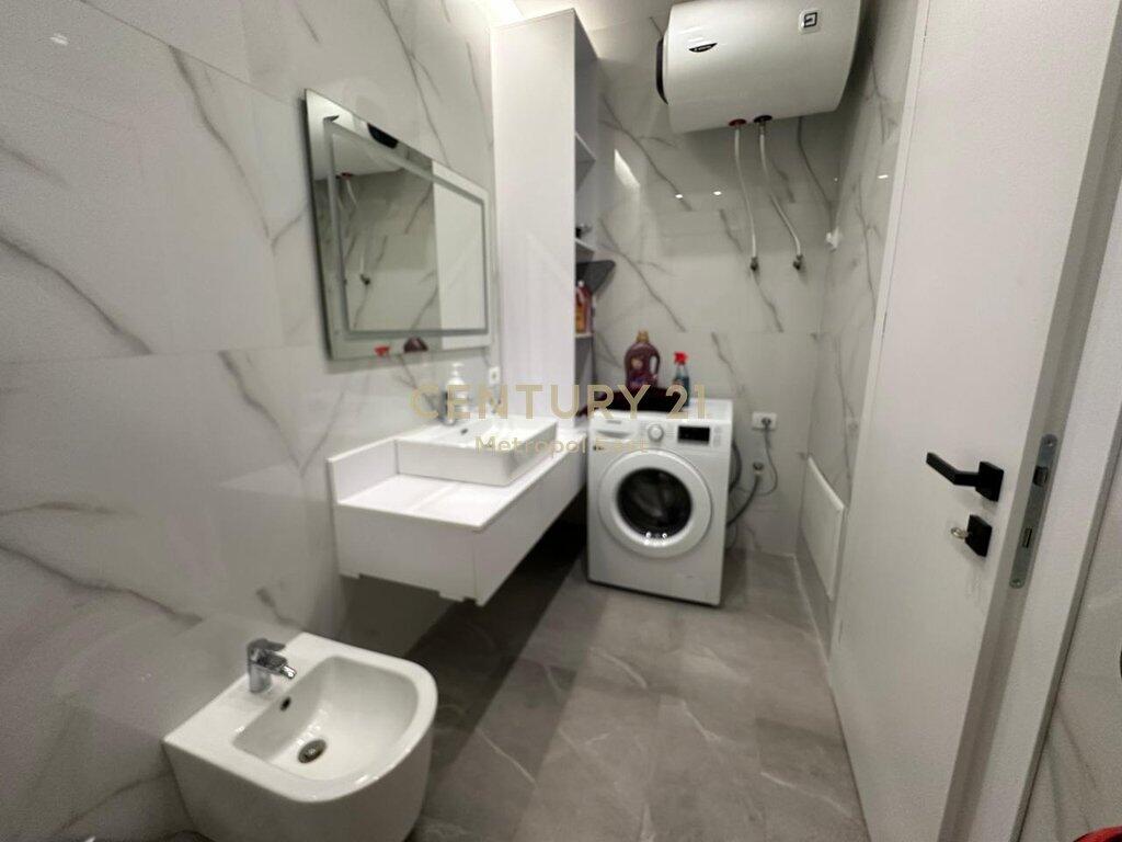 Jepet me qira apartament 3+1 në rezidencën Rose Garden.