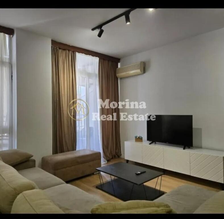 Qera Apartament 2+1+Bllk, “Komuna e Parisit” 850 Euro/Muaj