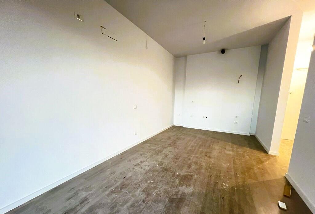 OFFICE FOR RENT AT ALTANA COMPLEX