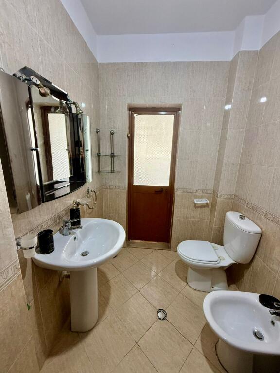 Jepet apartamenti 2+1 te Kryqezimi I Brrylit