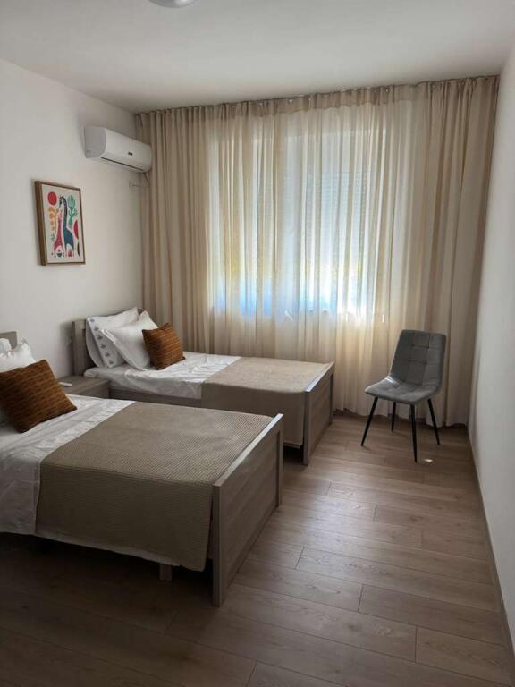 APARTAMENT ME QERA 2+1