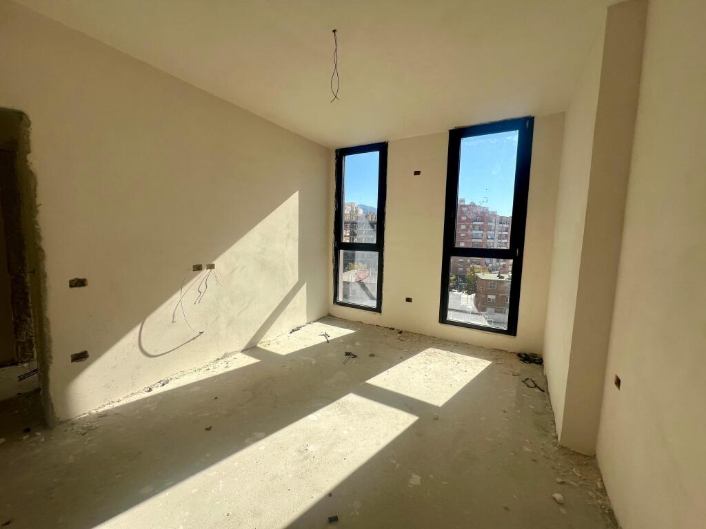 Appartamento In Vendita Vicino Al Mare A Vlora