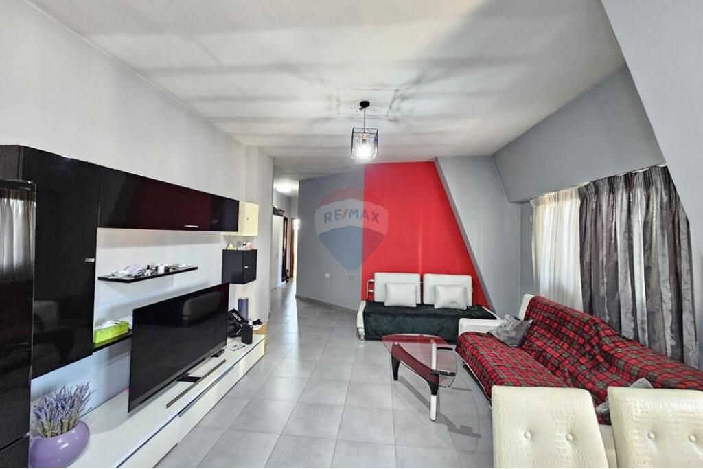 Appartamento 2+1 in Vendita - Vicino a Selvis