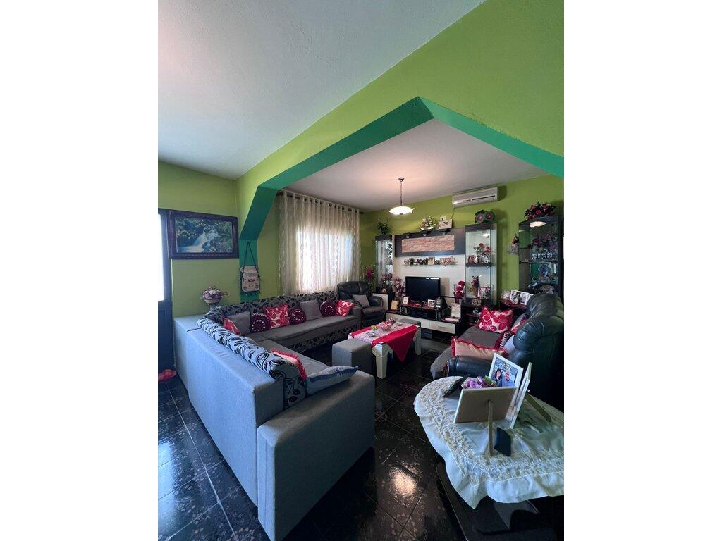 In vendita, Villa su 3 piani, 5 Maji, Tirana.