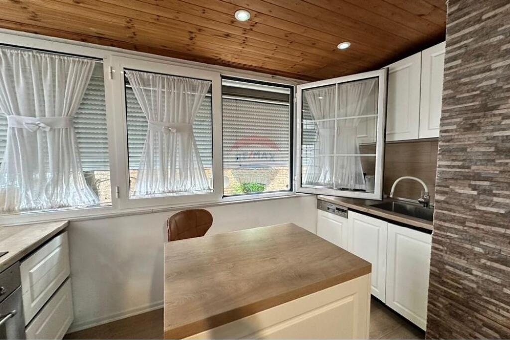 Apartament 1+1 për Qira Tek Kinema Agimi