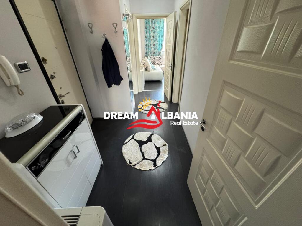 Shitet apartament 2+1 tek Rruga e Durresit (ID 4129493)