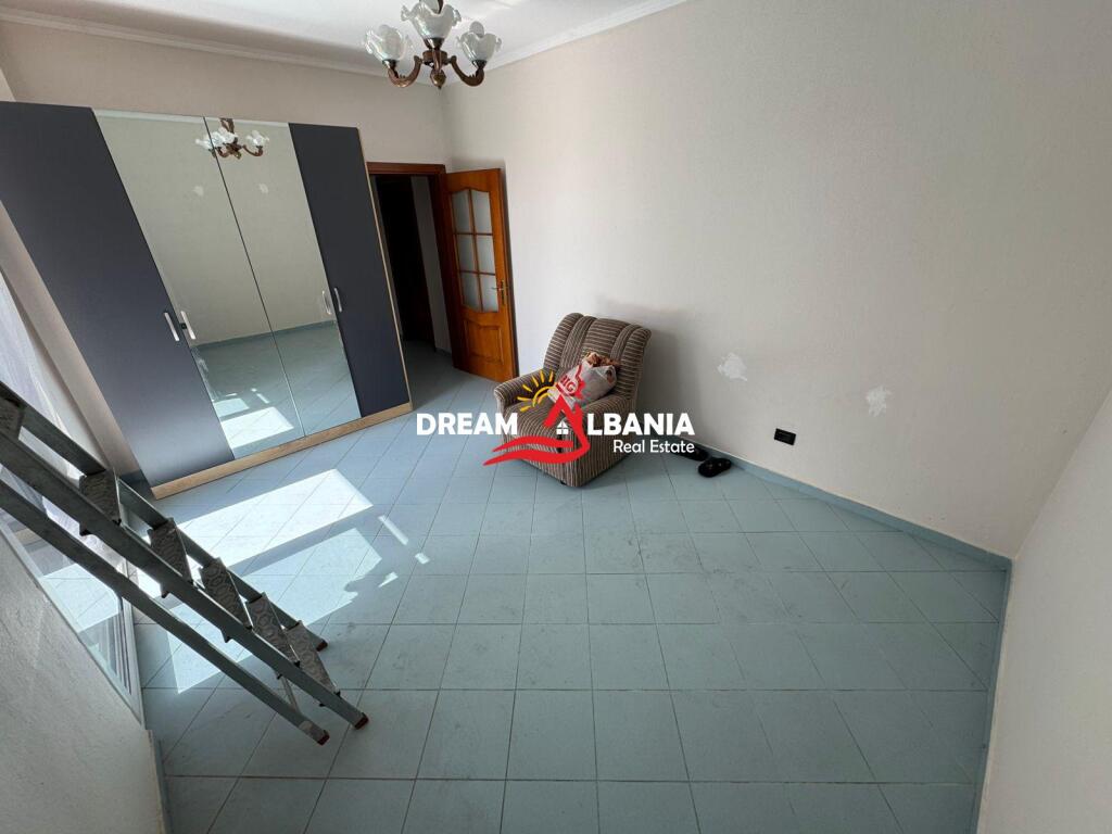 Apartament 3+1 me Qera Rrugen Mine Peza, prane Prokuroris (ID 4231476)