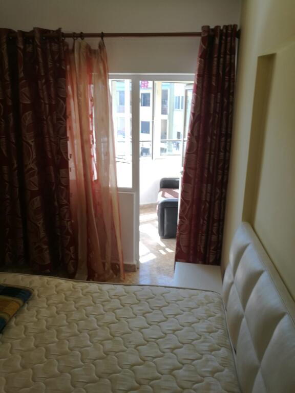 Apartament me qira 2+1 tek lulishtja komuna parisit