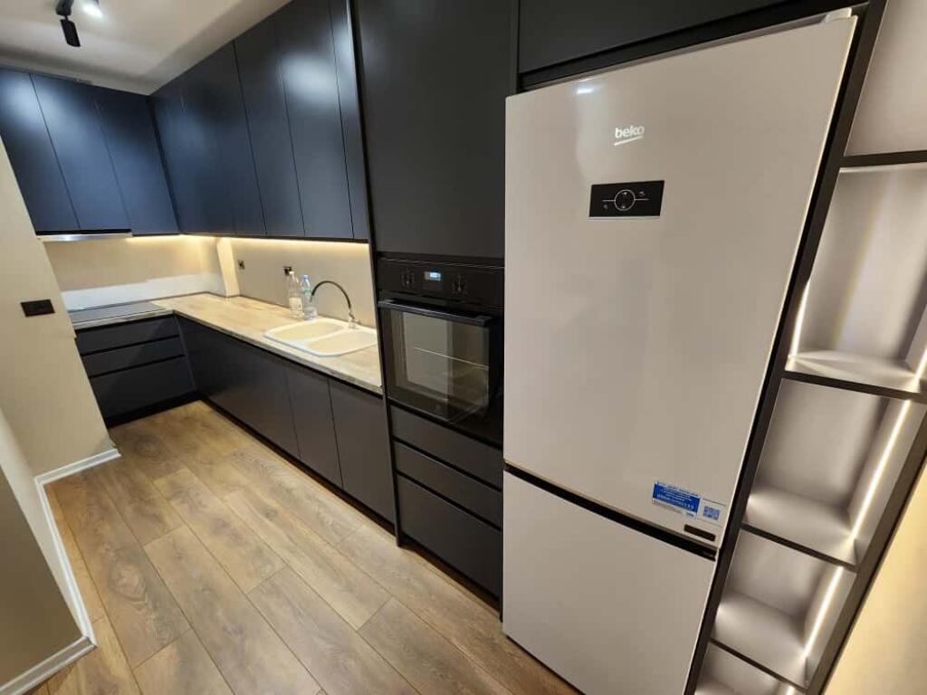 Apartament me Qera 2+1 - Liqeni i Thate
