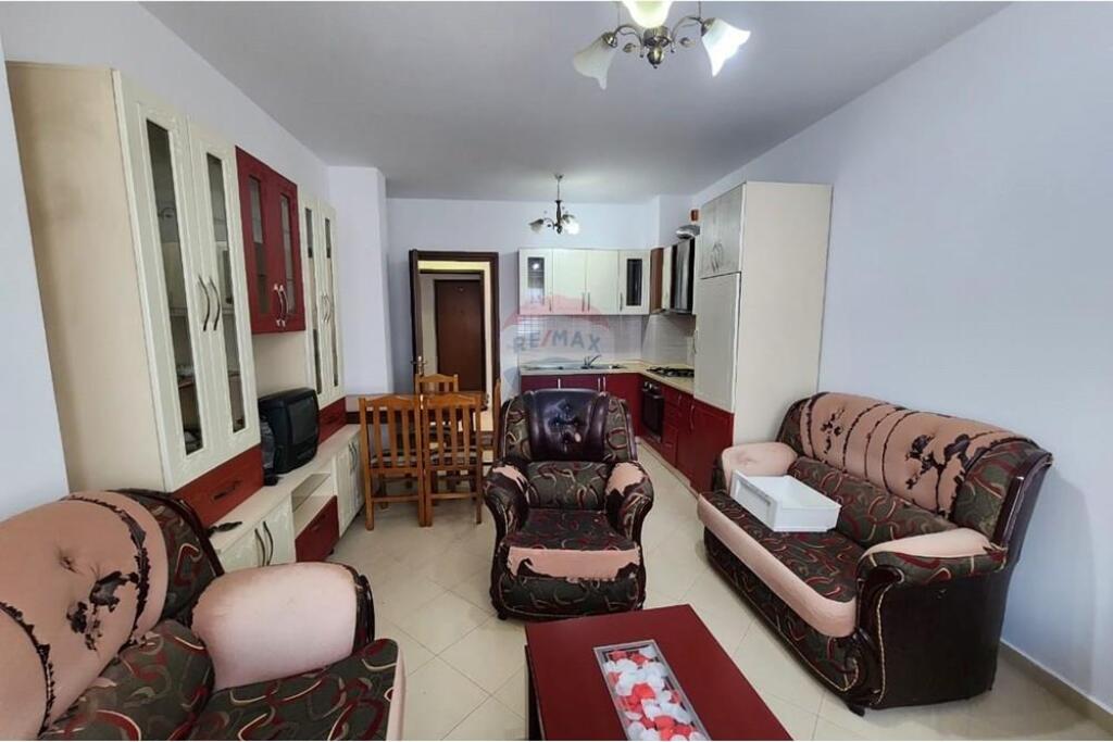 Apartament 1+1 ne Shitje ne Astir!