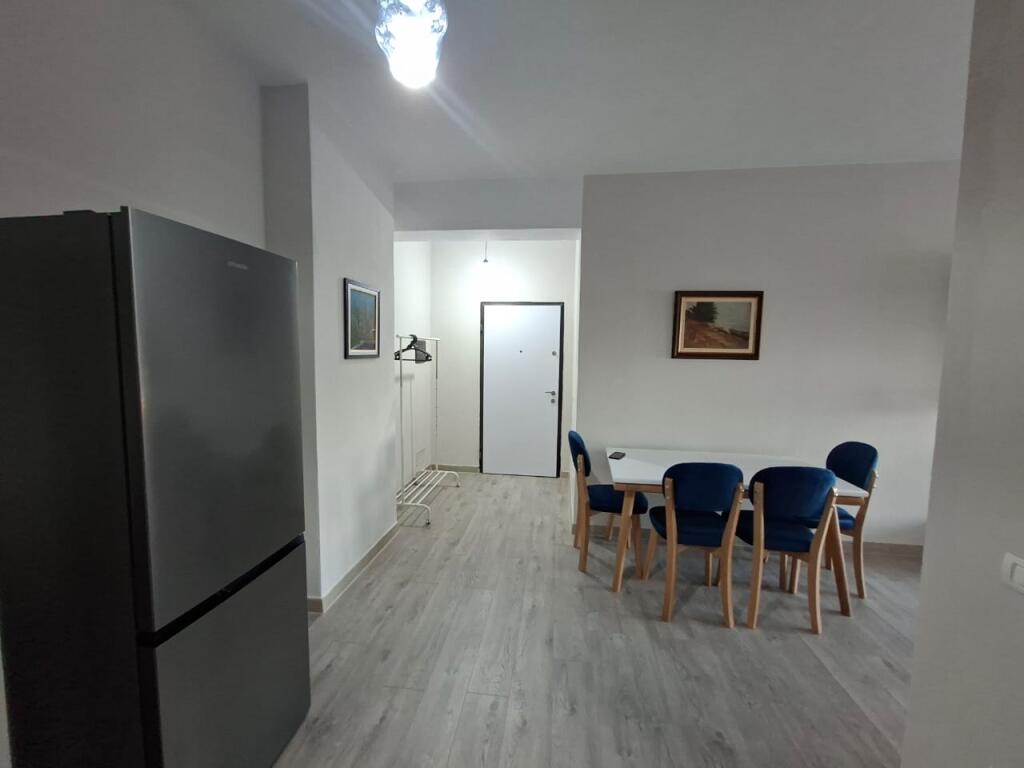 Jepet apartament 1+1 i sapo mobiluar ne Xhamllik shkolla Niket Dardani