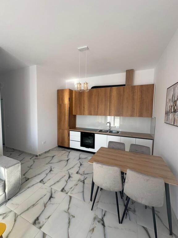 📣 AFFITTO SUPER Appartamento 2+1 📍 Vicino a Vasil Shanto💶 Prezzo 75.000 Leke