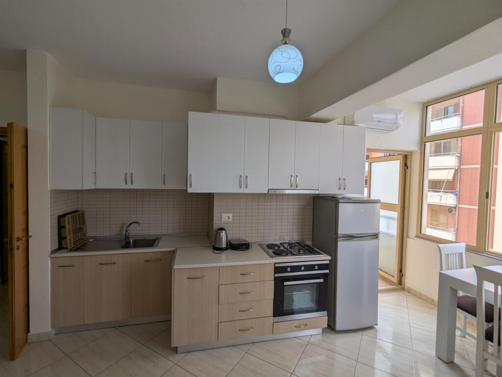 APPARTAMENTO 1+1 IN AFFITTO A VALONA Centro Citta