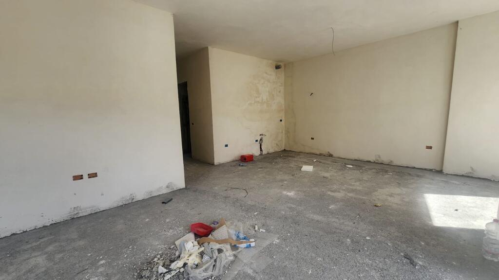 In vendita 2+1+2 vicino a Radison Hotel 260.000 euro