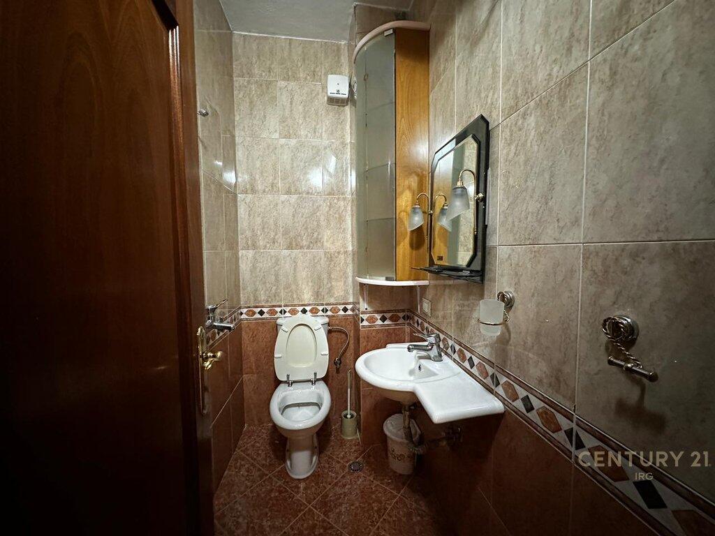 Appartamento 2+1+2 Bagni in affitto a Shallvaret!