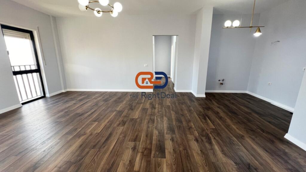Dopo Villa Gold, Affittiamo Per Ufficio Super Appartamento 3+1+2 Con Vista Spettacolare!!!