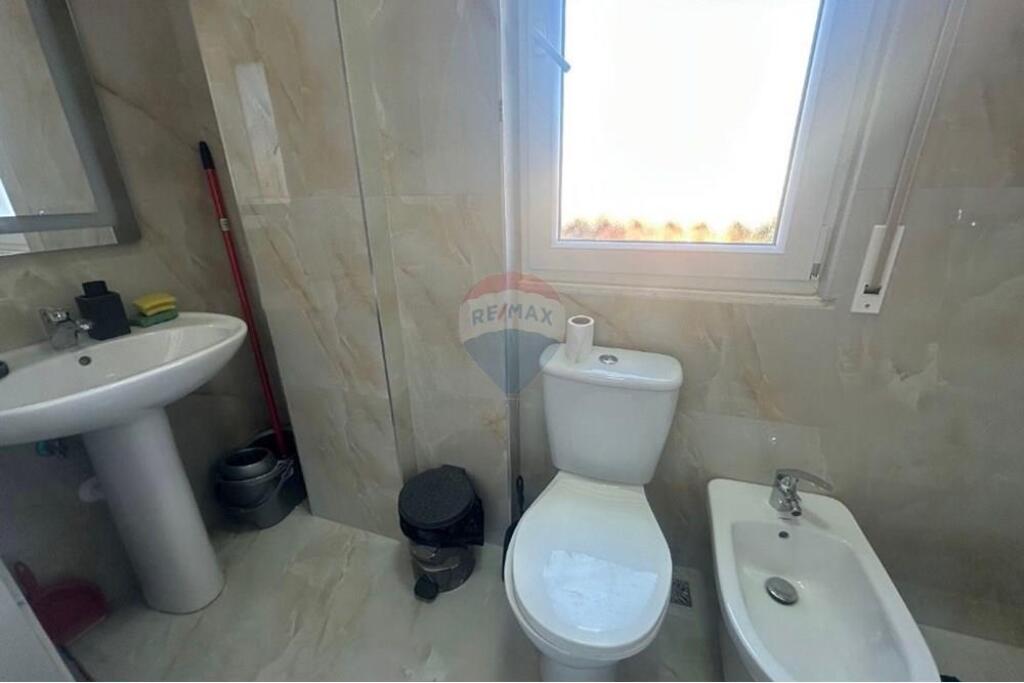 AFFITTASI APPARTAMENTO 1+1 VICINO ALLA VILLA GOLD !