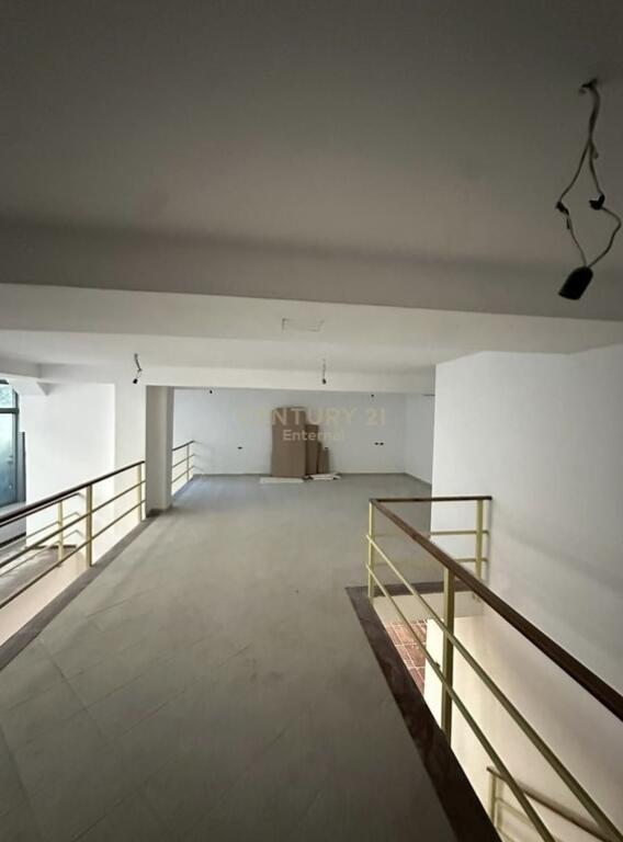 BUSINESS PREMISES AT THE BALLET SCHOOL