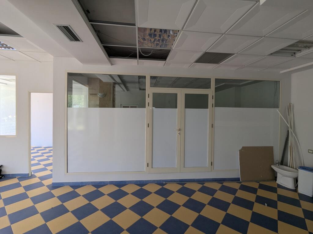 UNITA' COMMERCIALE IN AFFITTO VICINO AL PARCO AULONA VLORA