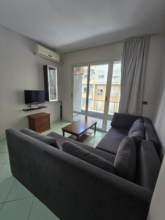 SHITET APARTAMENT 1+1 RROTA E KUQE, PLAZH, DURRES