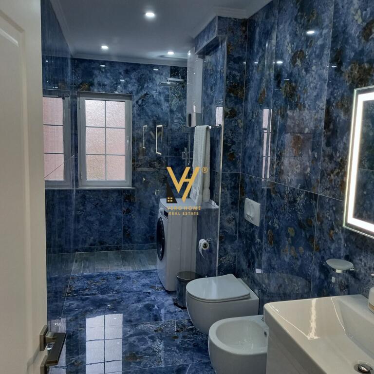 JEPET APARTAMENT 1+1 ME QIRA NE BLLOK,RRUGA MARGARITA TUTULANI 70.000 LEKE