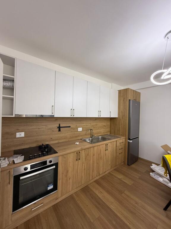 Qera,Apartament 2+1+2+Post Parkimi Vila L2,Astir,Tirana.