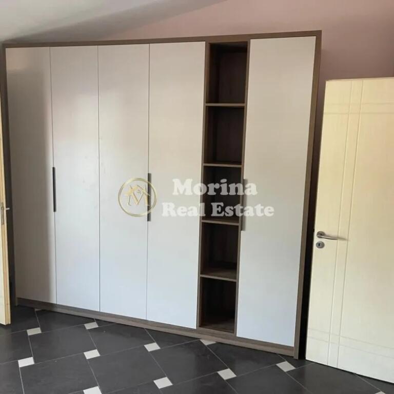 Qera, Hyrje Private 3+1+2+Parkim, Sauk , 700 euro/muaj
