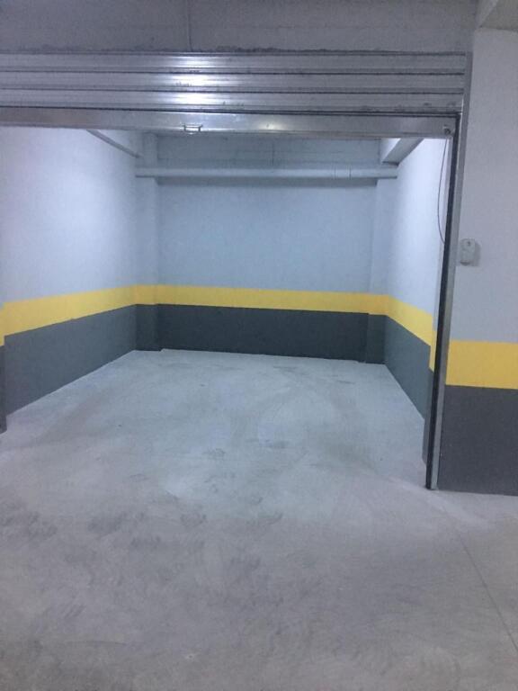 1+1,furnished at the juridical in the block,850 euros with parking