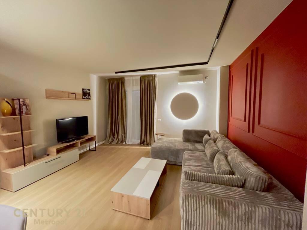 FOR RENT APARTMENT 1+1, CENTER!