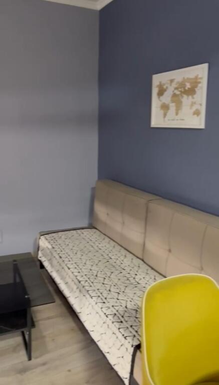Jepet me qera apartament 2+1 Laprak 55000 leke!
