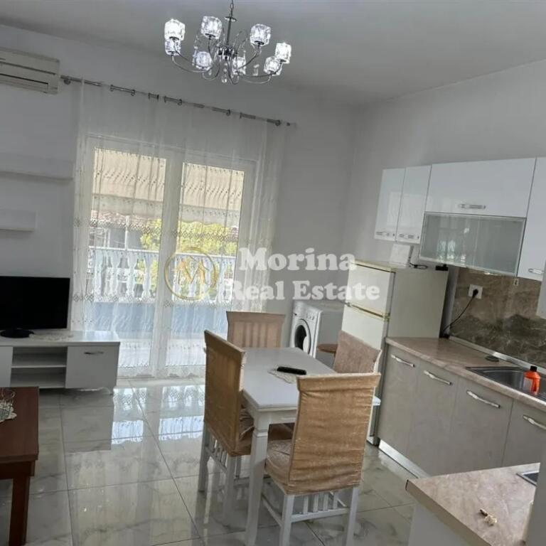 Shtepi me Qera, 2+1+Bllk “Ura e Institut” 350 Euro/Muaj