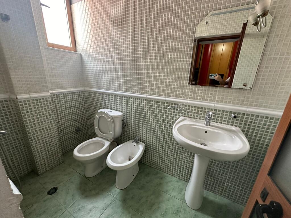 Apartment for rent, villa floor at Gramoz Pashko Street near the Faculty of Economics