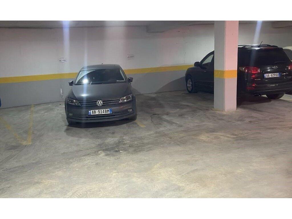 3+1+2 me qira pranë Shkollës së Baletit!