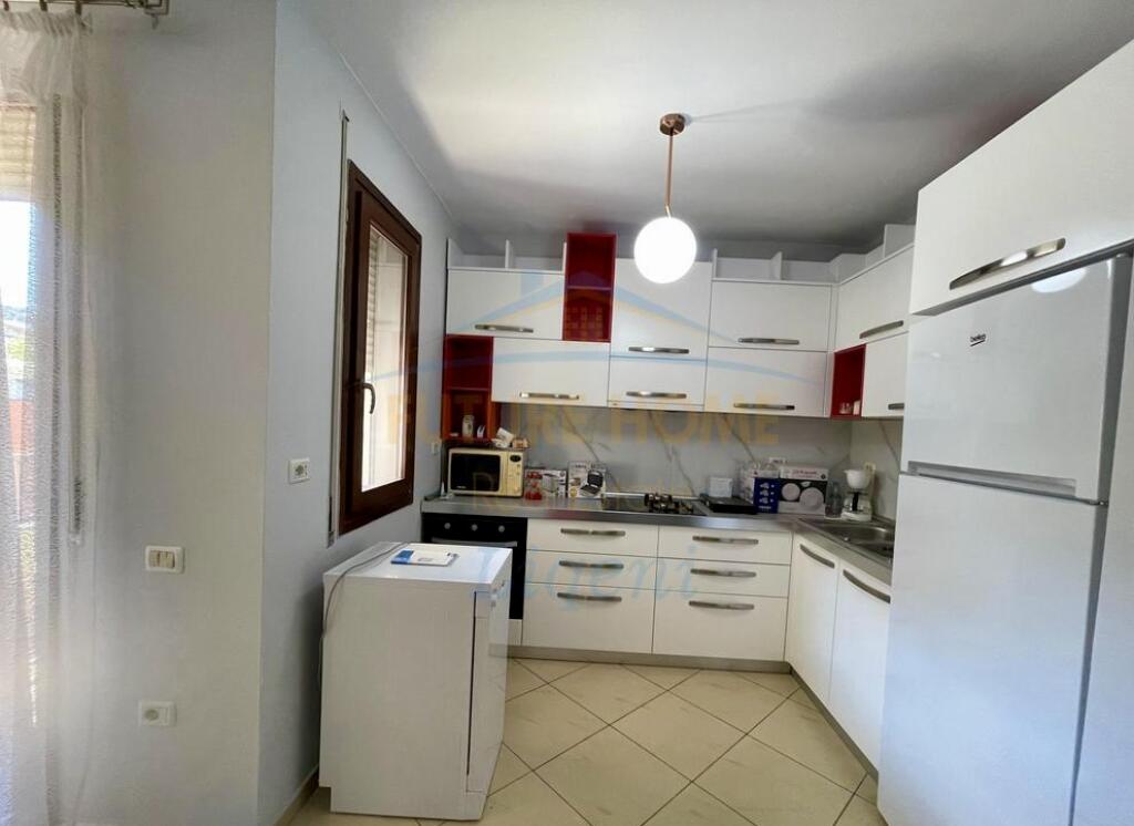 Affitto, Appartamento 2+1+2+Posto Auto, Giardino Botanico, Tirana