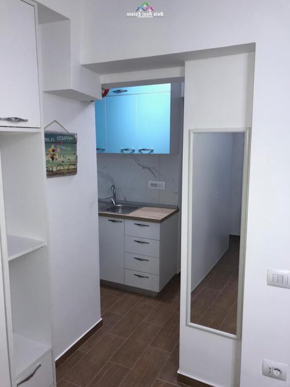 Monolocale in vendita presso l'ex ristorante Durazzo (ID BSHG29) Tirana