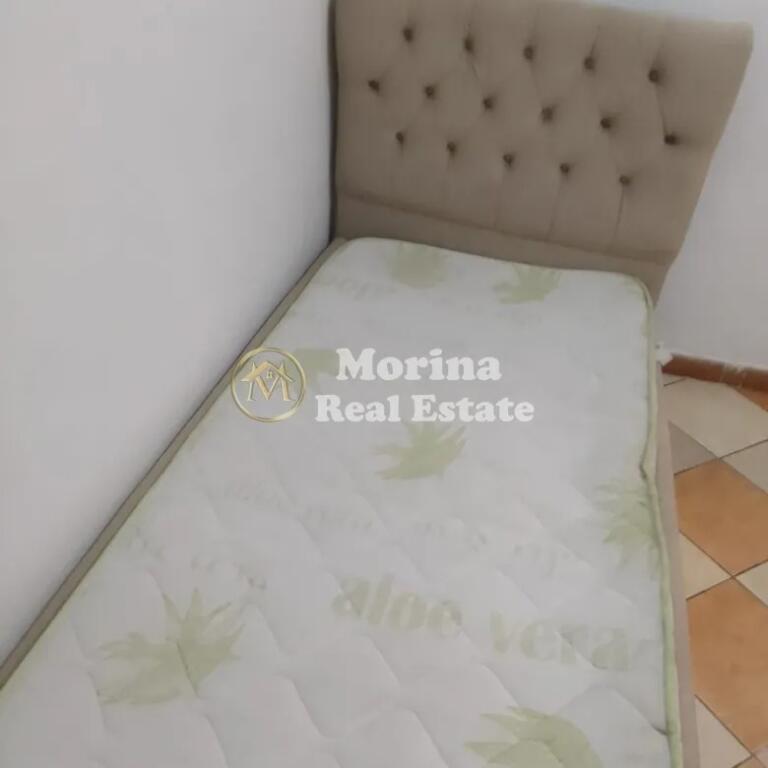 Rent, Studio apartment, in Kinostudio, 130 Euro/month