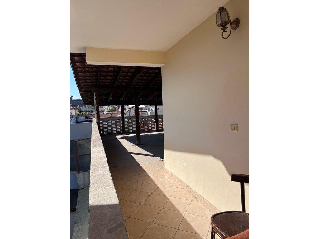 In vendita, Villa su 3 piani, 5 Maji, Tirana.