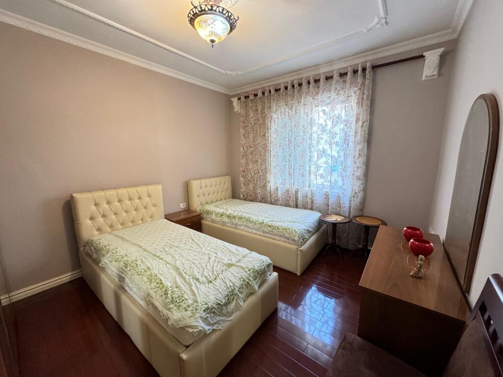 🏡Qera, apartament 2+1+2  📍Libri Universitar ,Ish blloku 💰 Çmimi: 900€\muaj