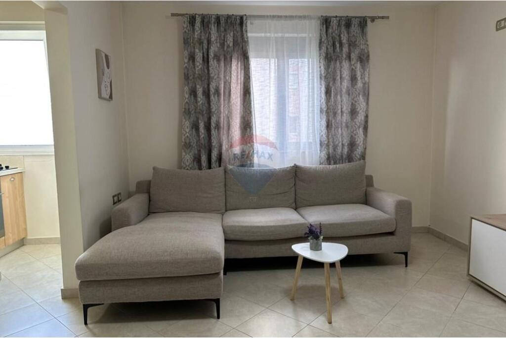 IN VENDITA, APPARTAMENTO 1+1, OXHAKU, TIRANA !