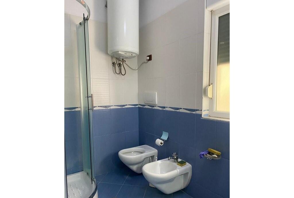 Apartament 2+1 me Qira, Plotësisht i Mobiluar – Zona e Xhamllikut | 600€/muaj