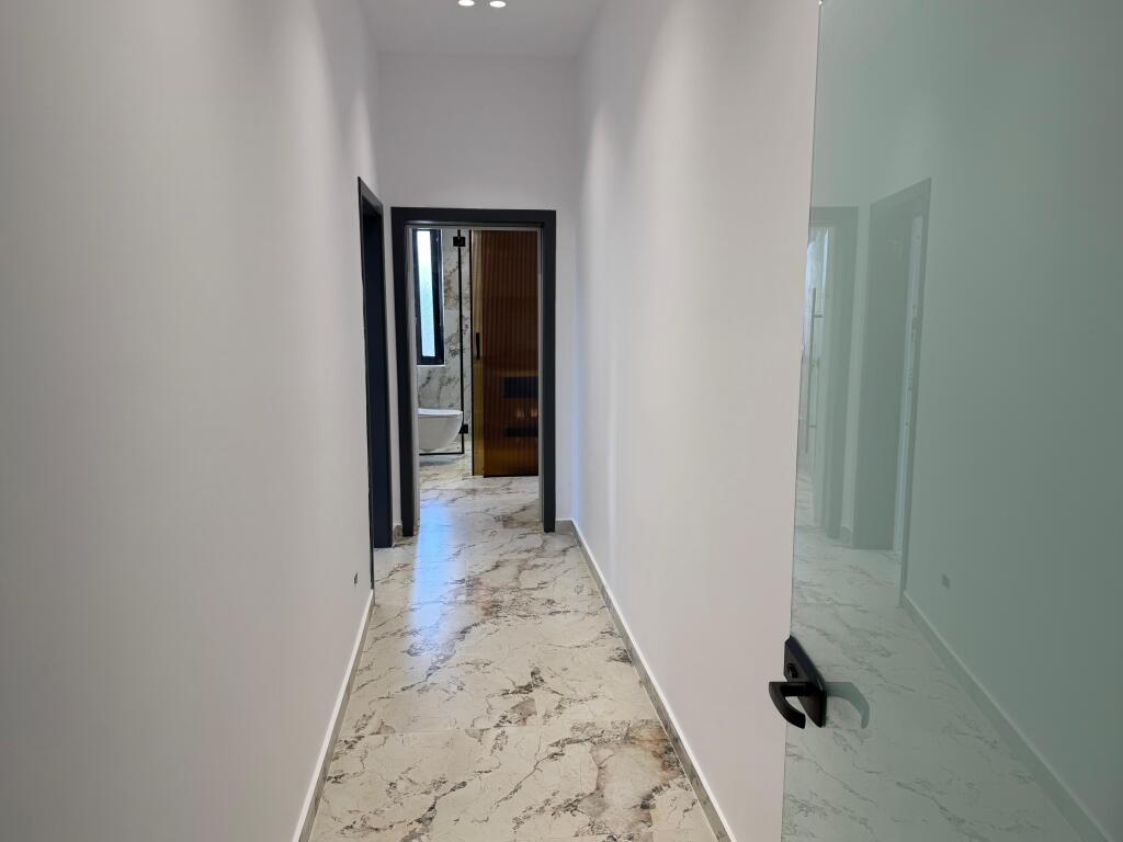 Vendesi in vendita Appartamento 1+1 Via Durazzo
