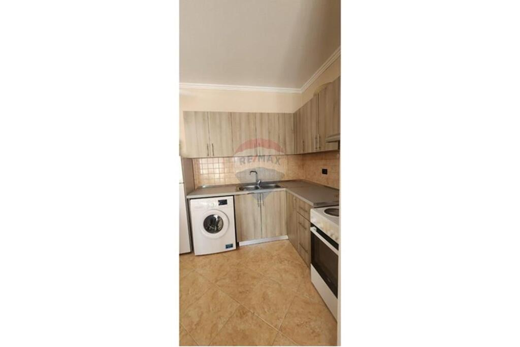 Jepet me qira apartament 1+1 ne Bllok