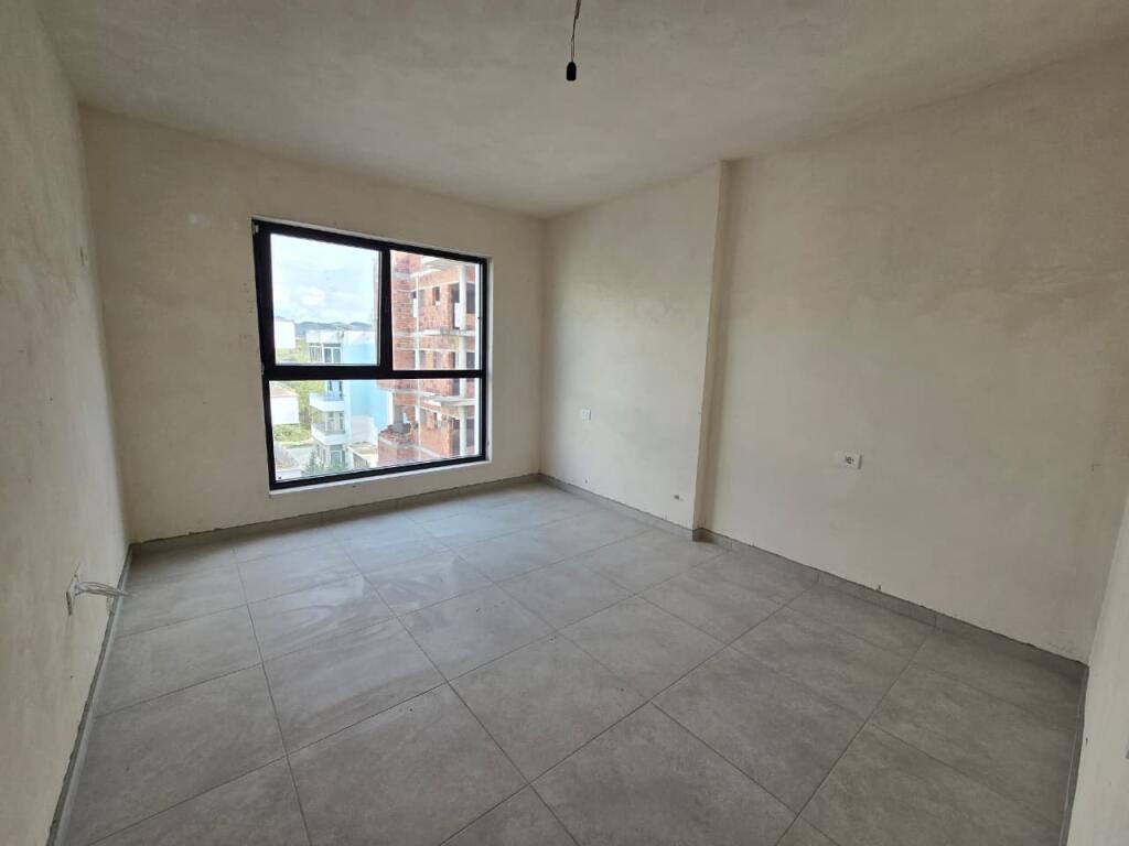 Apartament 2+1 ne Shitje, Rezdenca Liburna ne Golem