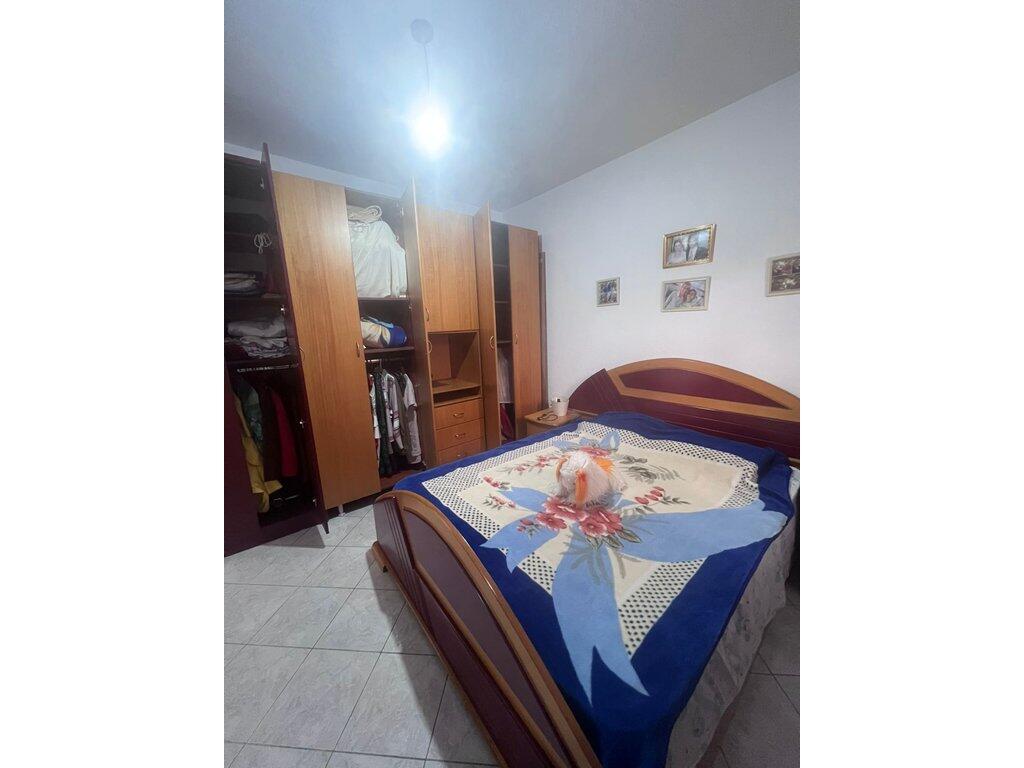 In vendita, Villa su 3 piani, 5 Maji, Tirana.